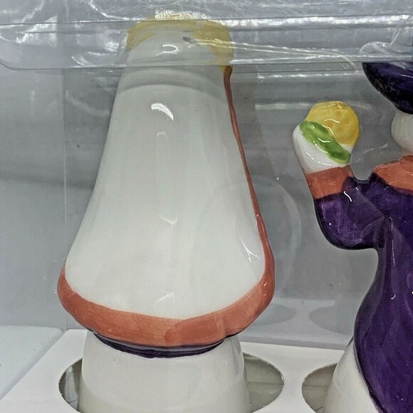 Halloween & Dia De Los Muertos Bride & Groom Salt & Pepper Shaker Set - Picture 7 of 12